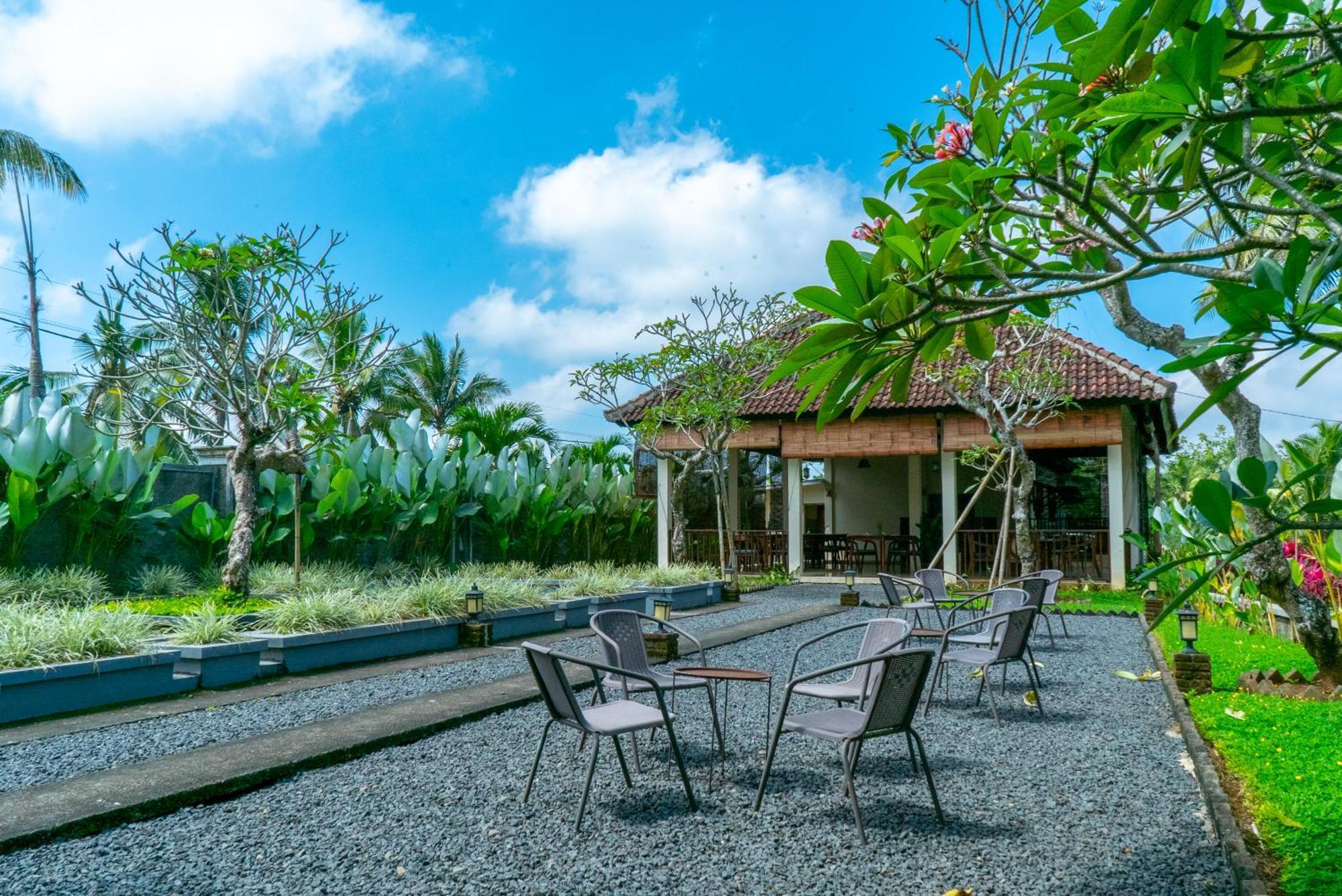 Hotel Domisili Ijen Cliff By Fays Hospitality Banyuwangi  Esterno foto