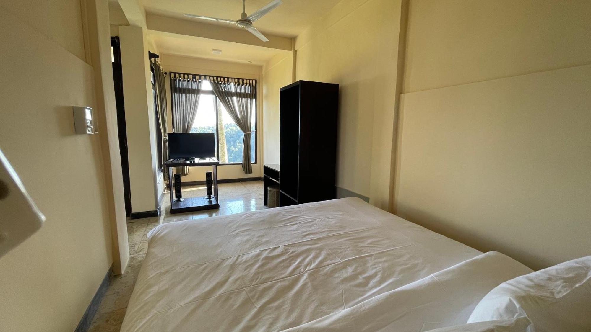 Hotel Domisili Ijen Cliff By Fays Hospitality Banyuwangi  Esterno foto