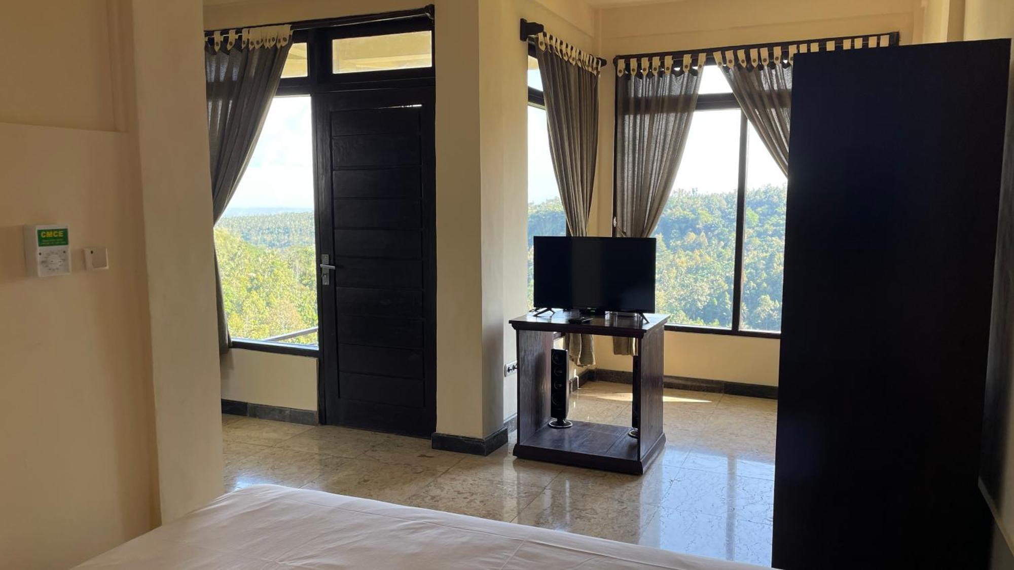 Hotel Domisili Ijen Cliff By Fays Hospitality Banyuwangi  Esterno foto