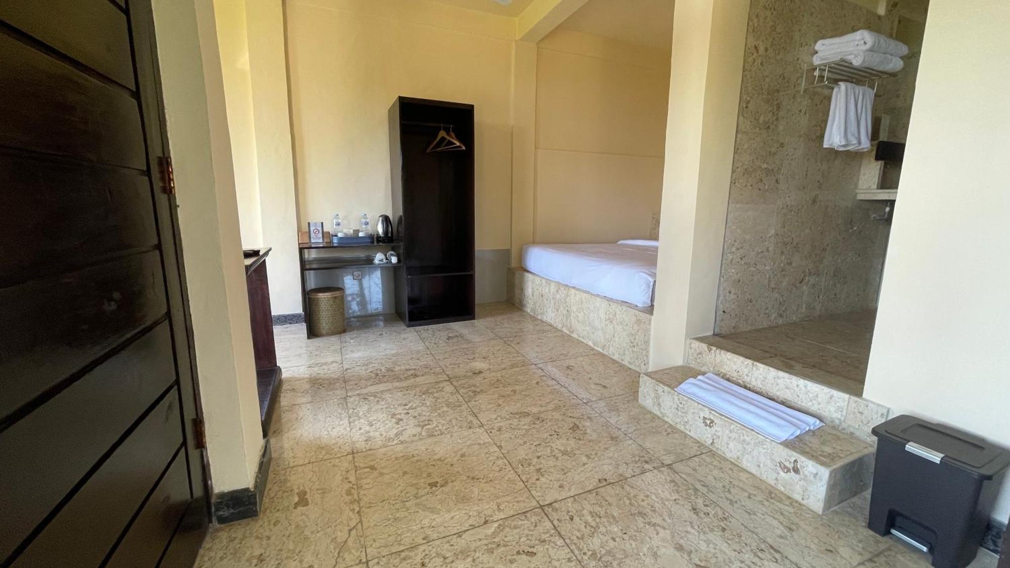 Hotel Domisili Ijen Cliff By Fays Hospitality Banyuwangi  Esterno foto