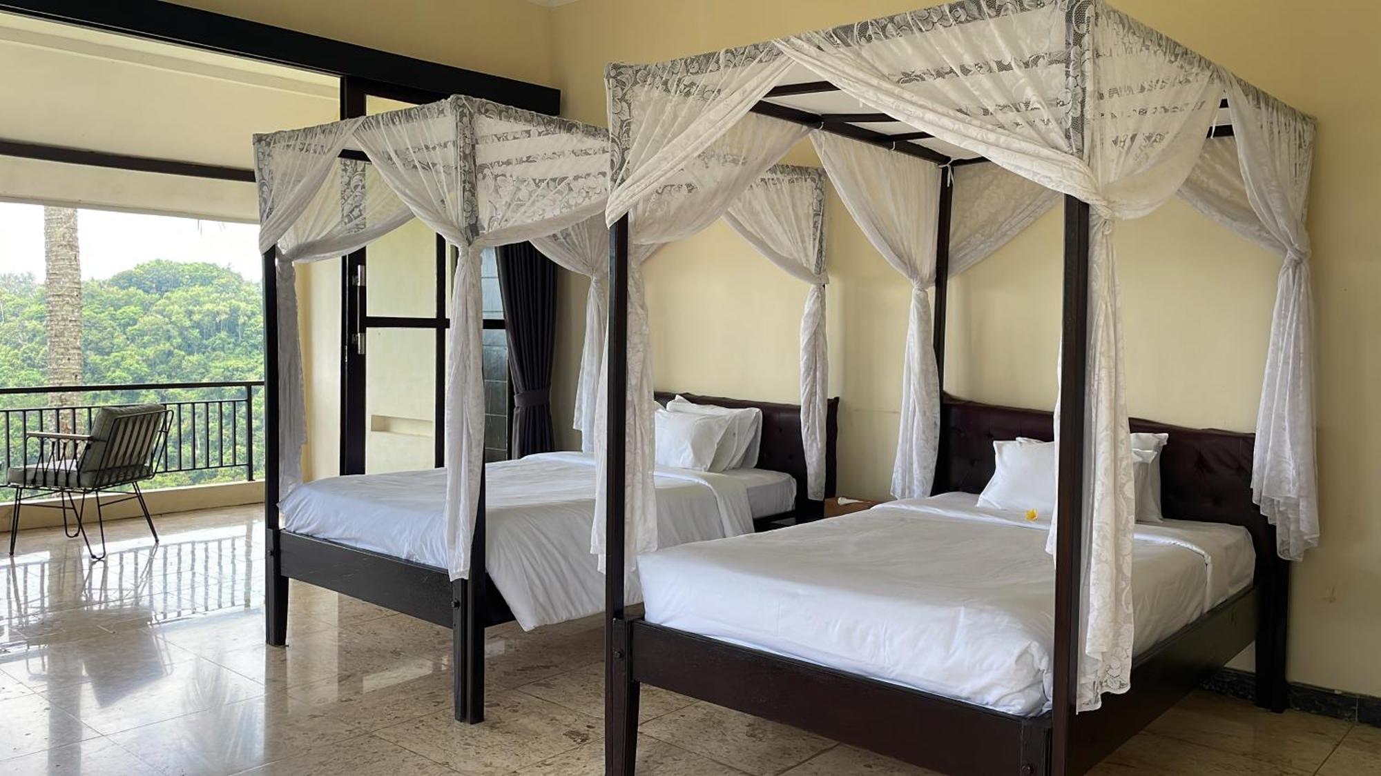 Hotel Domisili Ijen Cliff By Fays Hospitality Banyuwangi  Esterno foto